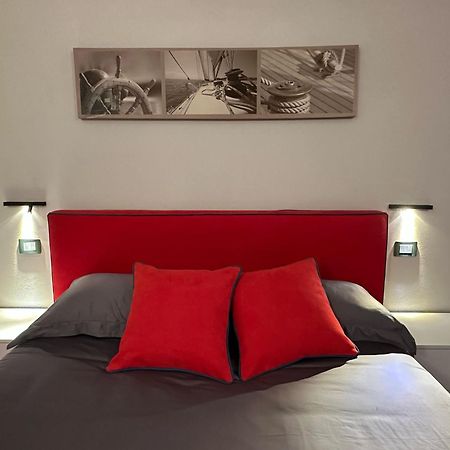 S. Andrea Apartment Vercelli Bagian luar foto